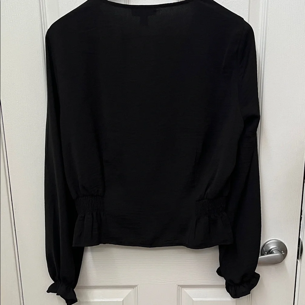 Topshop Black V-Neck Blouse NWT Nordstrom - Picture 5 of 7